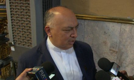 Un millón de pesos es el costo de mantenimiento al interior de la Catedral de Santiago