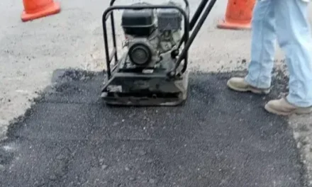 Aceleran obras de pavimentación en Sabinas