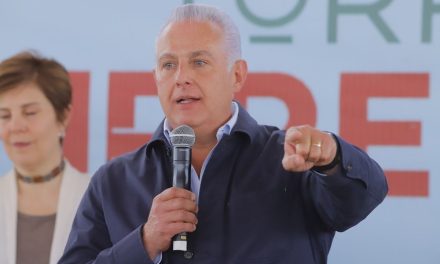 Participará Román Cepeda en foro de alcaldes