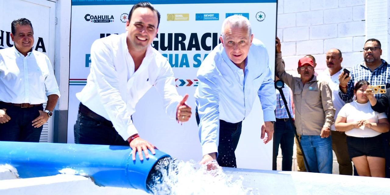 Inauguran autoridades el pozo de agua Santa Fe