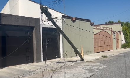 Accidente deja sin internet a colonia de Saltillo