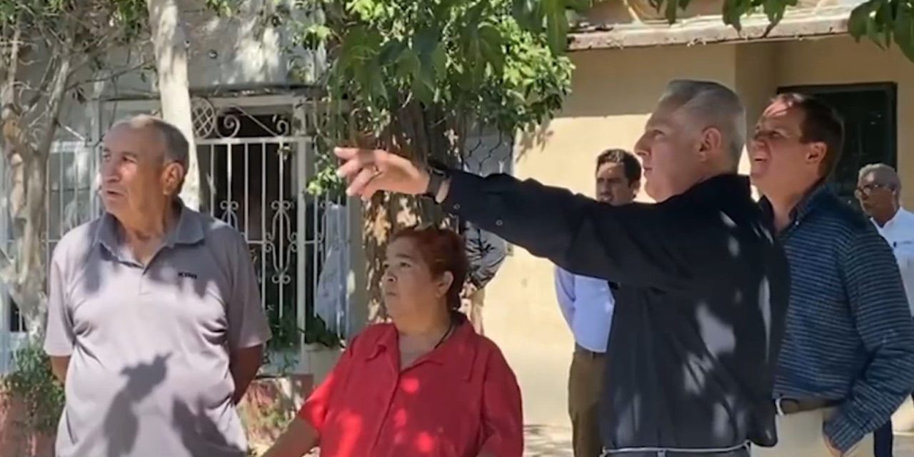 El alcalde de Torreón supervisa obras de pavimentación