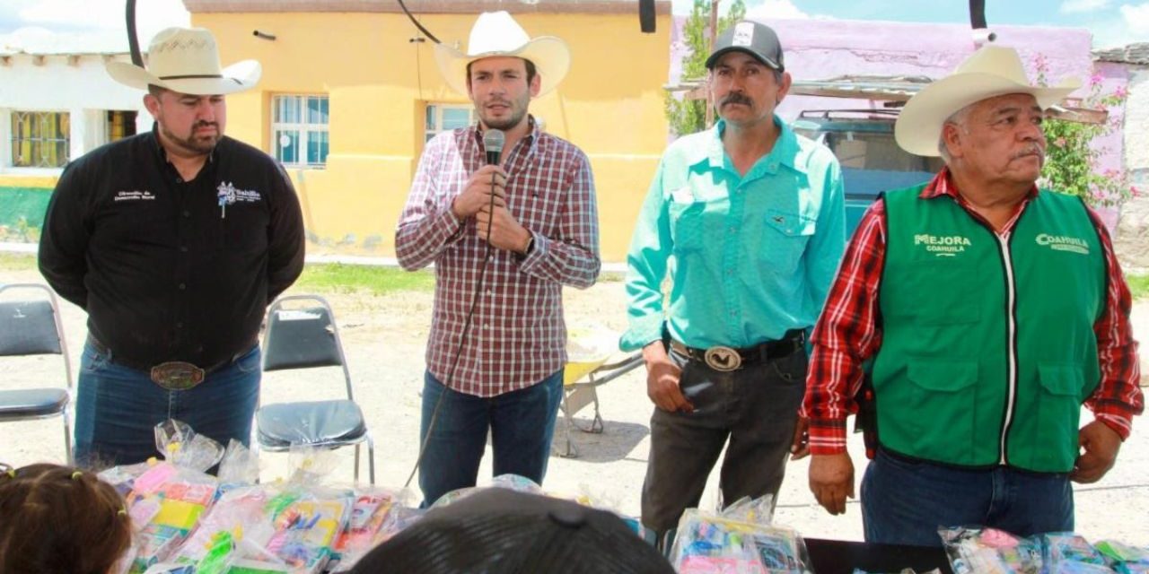 Gobierno de Saltillo acerca beneficios a ejidos con megabrigada