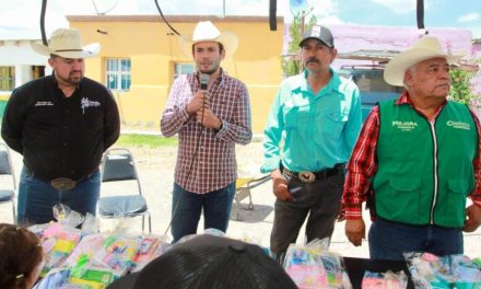 Gobierno de Saltillo acerca beneficios a ejidos con megabrigada