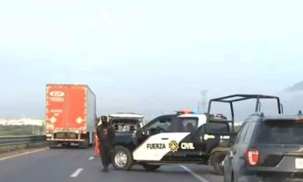 Motociclista es despedazado al ser arrollado en Escobedo