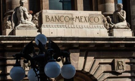 Banxico recorta previsiones de crecimiento para 2024 y 2025, ajusta alza en pronóstico de inflación
