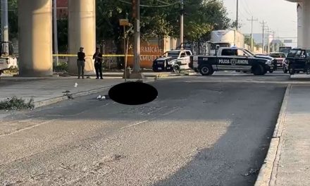 Muere hombre en el distribuidor vial de LEA y Vito Alessio Robles
