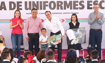 Iniciamos la entrega de uniformes en todas las escuelas rurales de Coahuila: Manolo Jiménez