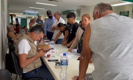 Instalan módulos aleatorios en hospitales y escuelas de Saltillopara entregar chips telefónicos