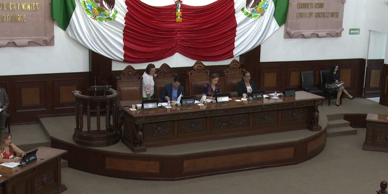 Los municipios de Coahuila deben contar con ventanillas que faciliten los trámites; Sergio Zenón