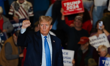 Trump y Kamala Harris en empate técnico a menos de tres meses de las elecciones