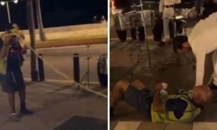 Video: Integrantes de una banda sinaloense agrenden a hombre en situación de calle en Mazatlán