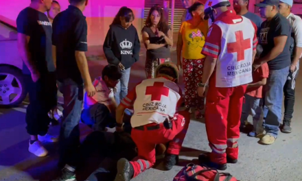 Saltillo: Menor de 16 años atropella a una mujer en Teresitas; dos niños se salvaron del accidente