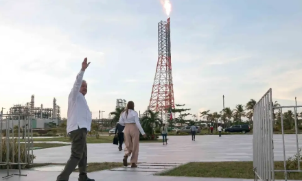 Que siempre no; AMLO promete autosuficiencia energética hasta 2026