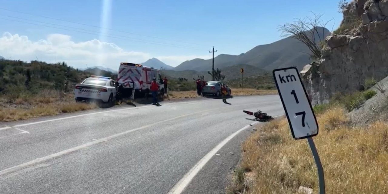 Motociclista termina lesionado en accidente carretero