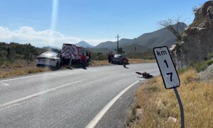 Motociclista termina lesionado en accidente carretero