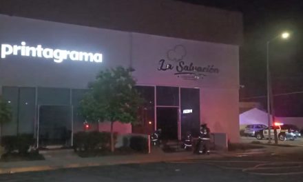 ‘No se salvaron’… local de comida ardió por descuido al norte de Saltillo