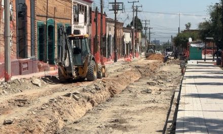 Avanzan obras viales en calle de General Cepeda, en Saltillo