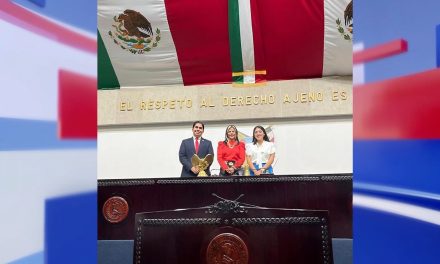 Presente UAdeC en el Quinto Simulador del Poder Legislativo del Estado de Hidalgo