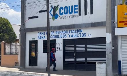 Se manifiestan tras supuesto homicidio en anexo en Saltillo