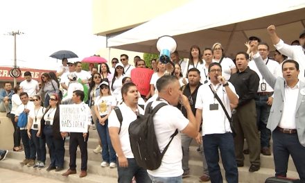 Trabajadores del PJF paran labores en Torreón