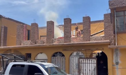 Un cigarro provocó un incendio en una casa en Saltillo