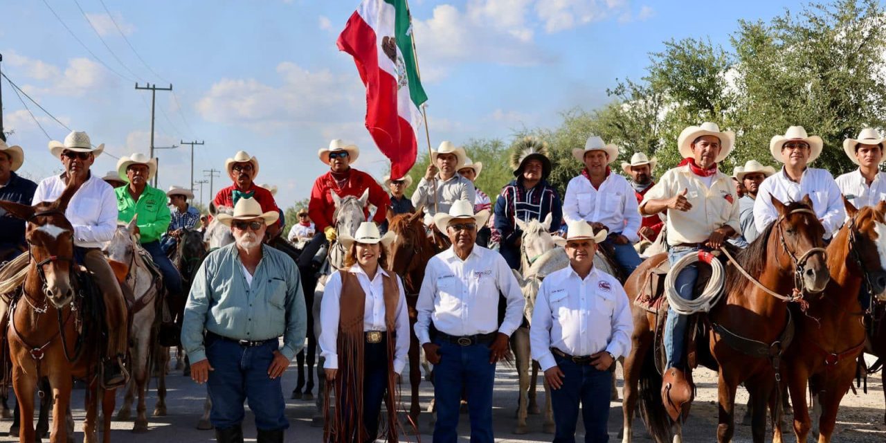 Gran Cabalgata de Sabinas reúne a cientos de jinetes
