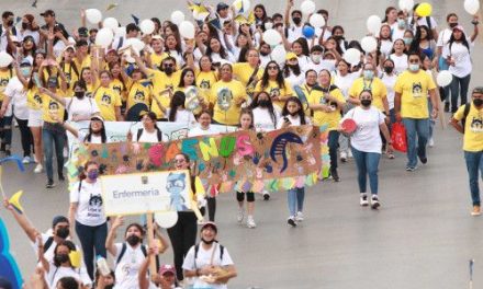 Saltillo: Cerrarán V. Carranza por desfile de la UAdeC, tome precauciones