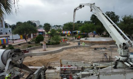 Avanza remodelación de la plaza Benjamín Canales en Acuña