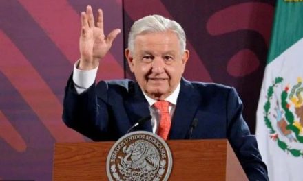 AMLO negó que haya pactado con el ‘clan Yunes’ para lograr la aprobación de la reforma judicial