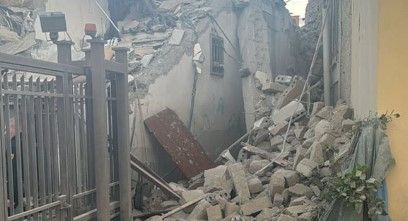 Se derrumba casa en Nápoles y termina con la vida de dos niños y su madre