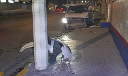 Saltillo: Se queda dormido y sufre choque, conductor ebrio saltó el camellón