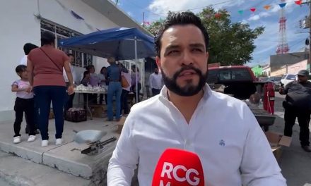 El mercadito sobre ruedas de Alberto Hurtado llega al barrio del Ojo de Agua