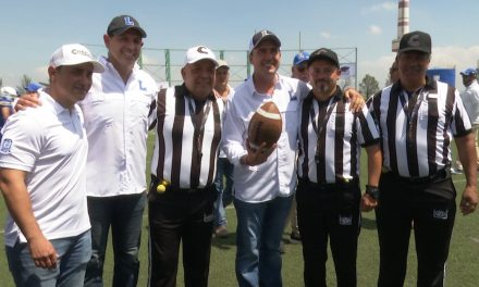 En Coahuila se le apuesta al deporte; entrega Manolo Jiménez rehabilitación de pista de tartán