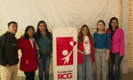Fundación RCG lleva plática a jóvenes para prevenir el suicidio