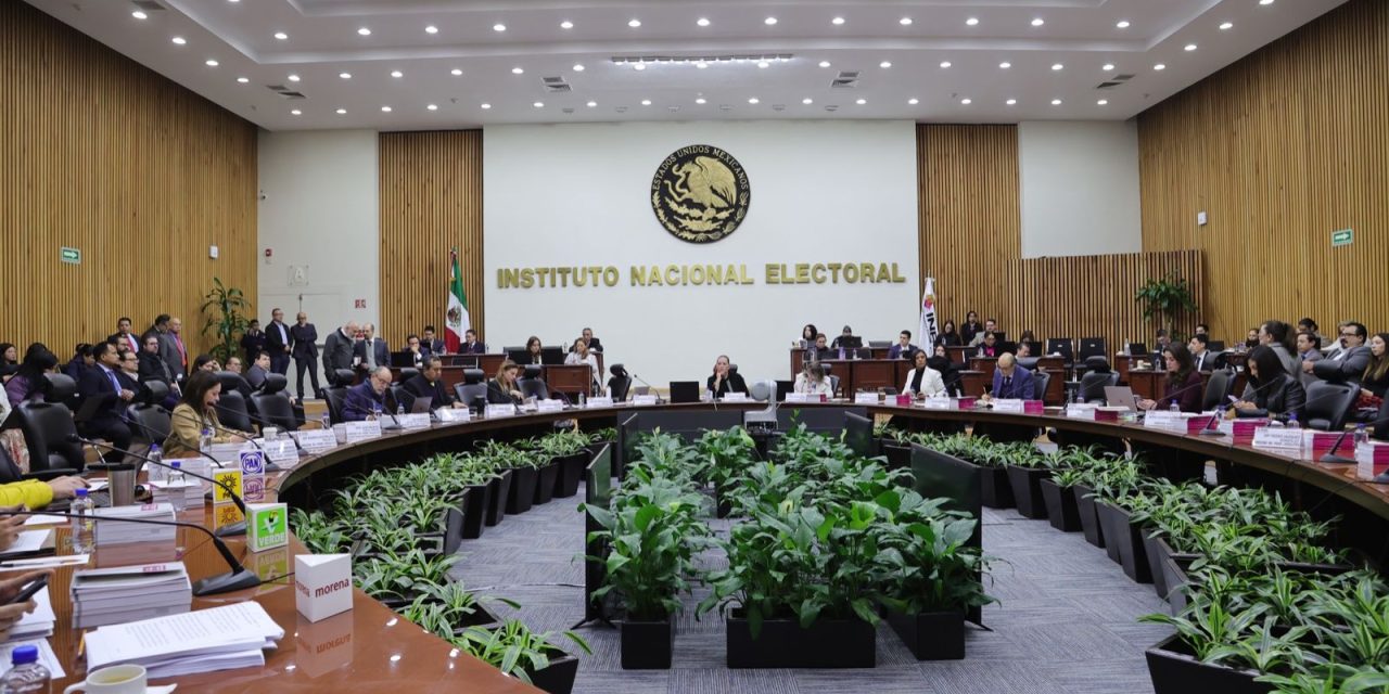 El INE da banderazo a elecciones de integrantes del Poder Judicial