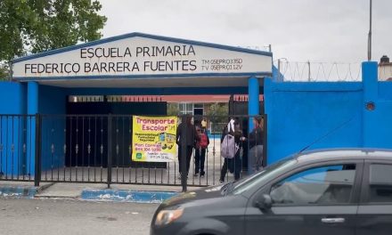 Saltillo: Padres de familia mandan golpear a maestra de primaria en Colinas del Sur
