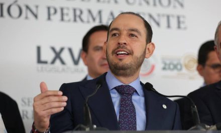 Miguel Ángel Yunes podría ser expulsado del PAN si vota a favor de la reforma judicial