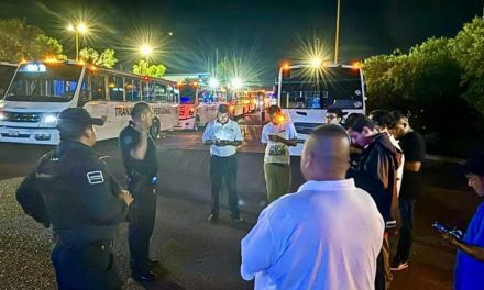 Cuida Policía Municipal a trabajadores saltillenses durante las madrugadas