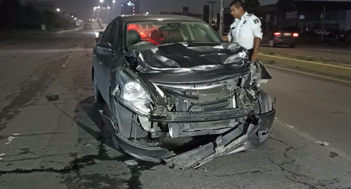 Saltillo: Otro ebrio que no vio el retén; choca por alcance otro auto