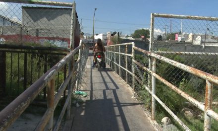 Saltillo: Puente peatonal en la colonia La Morita necesita mantenimiento