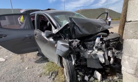 Se lesionan dos personas en accidente vial en Saltillo