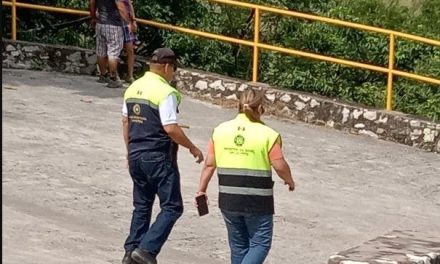 Video: Muere guía de turistas al caer de una tirolesa en la Huasteca Potosina