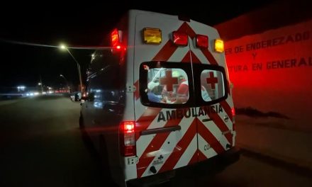 Sujeto navajea a hombre al interior de un bar en Saltillo