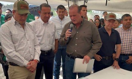 Supervisa Manolo libramiento Jesús María Ramón en Acuña