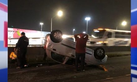 Mujer de la tercera edad termina grave tras sufrir una volcadura junto a su familia en Ramos