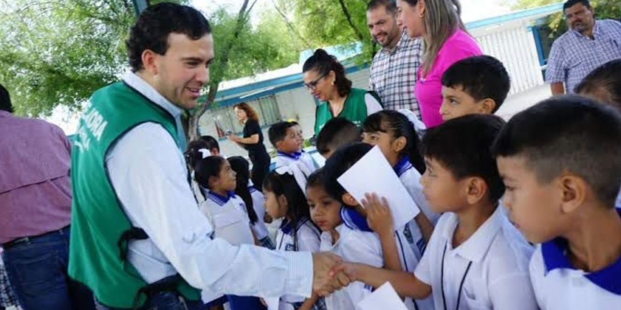 Concluye entrega de útiles escolares en la zona fronteriza
