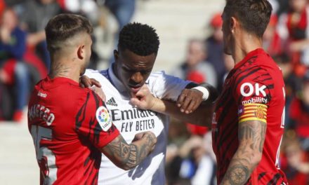 Condenan a un aficionado que insultó a Vinicius Jr con un año de cárcel por racismo