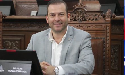 Pide diputado local asesoría a comerciantes locales en exportación e importación de productos