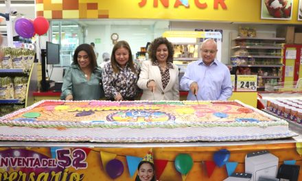 Súper Gutiérrez celebra su 52 aniversario en Sabinas
